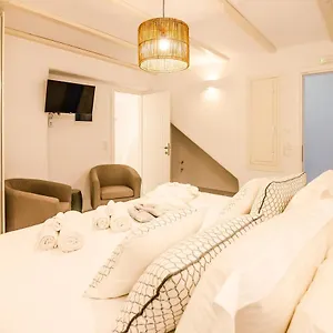 Aparthotel Eden View & ***