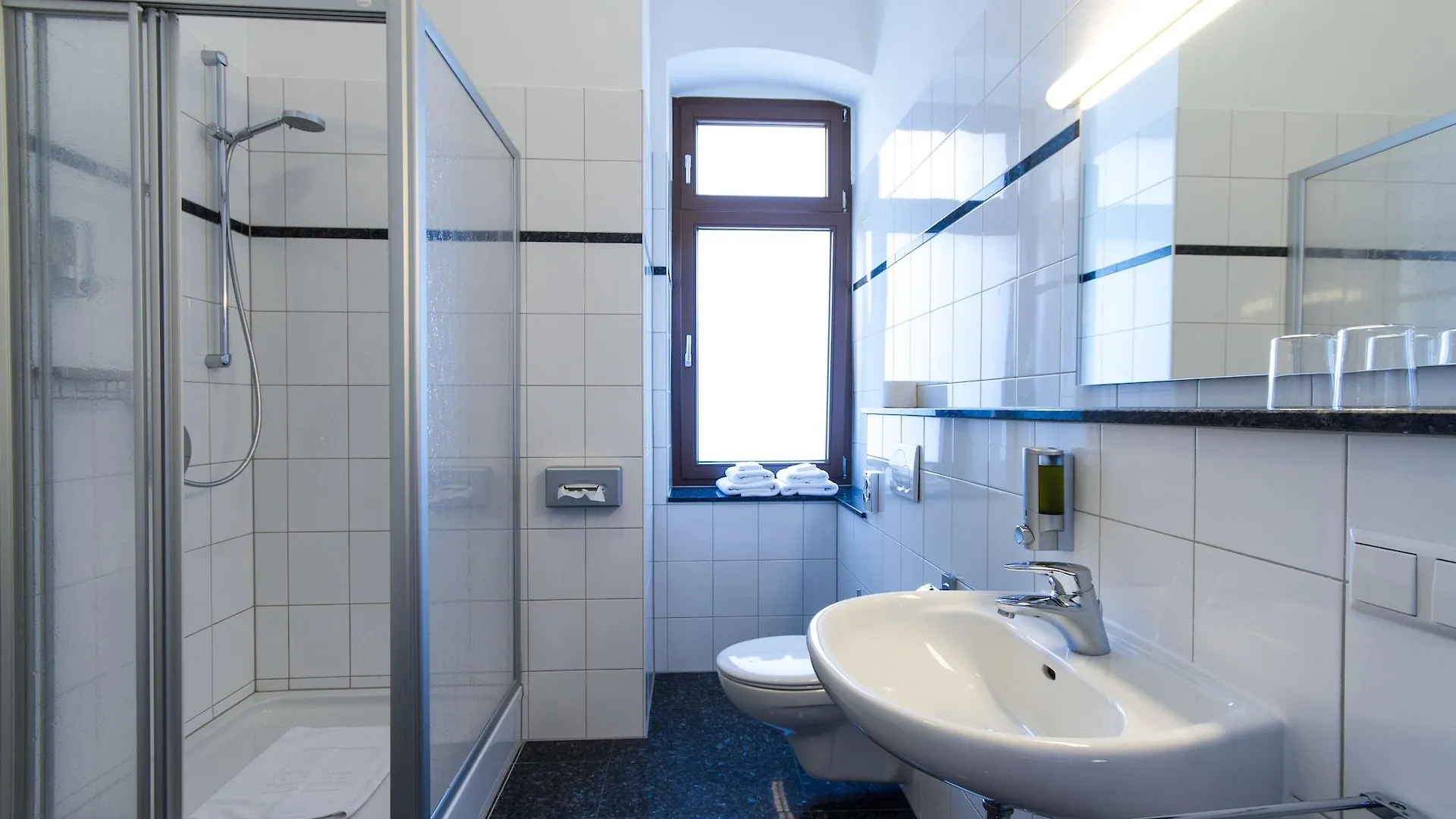 Qube Hotel Bergheim Heidelberg Almanya