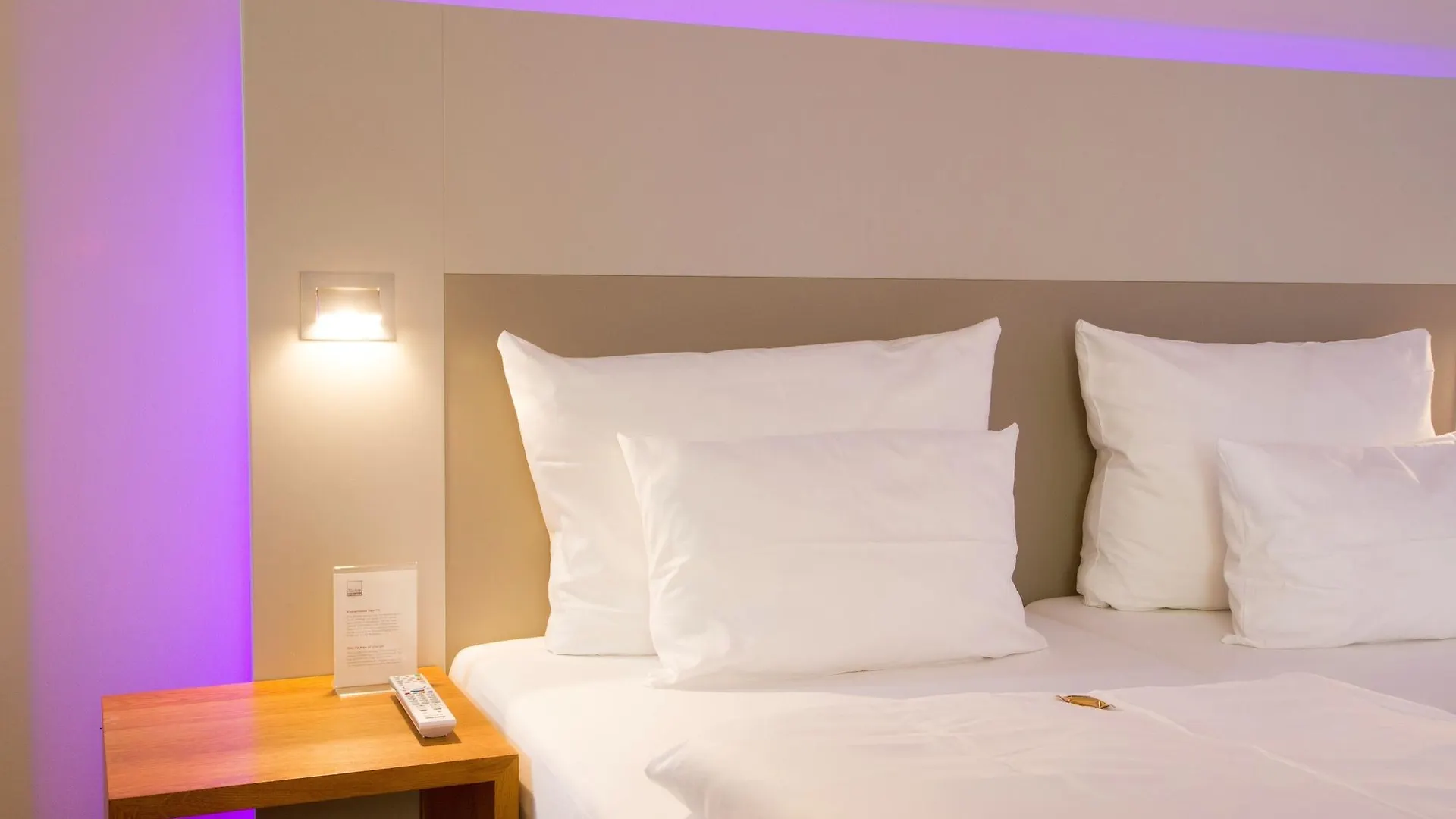 Qube Hotel Bergheim Heidelberg 4*,  Německo