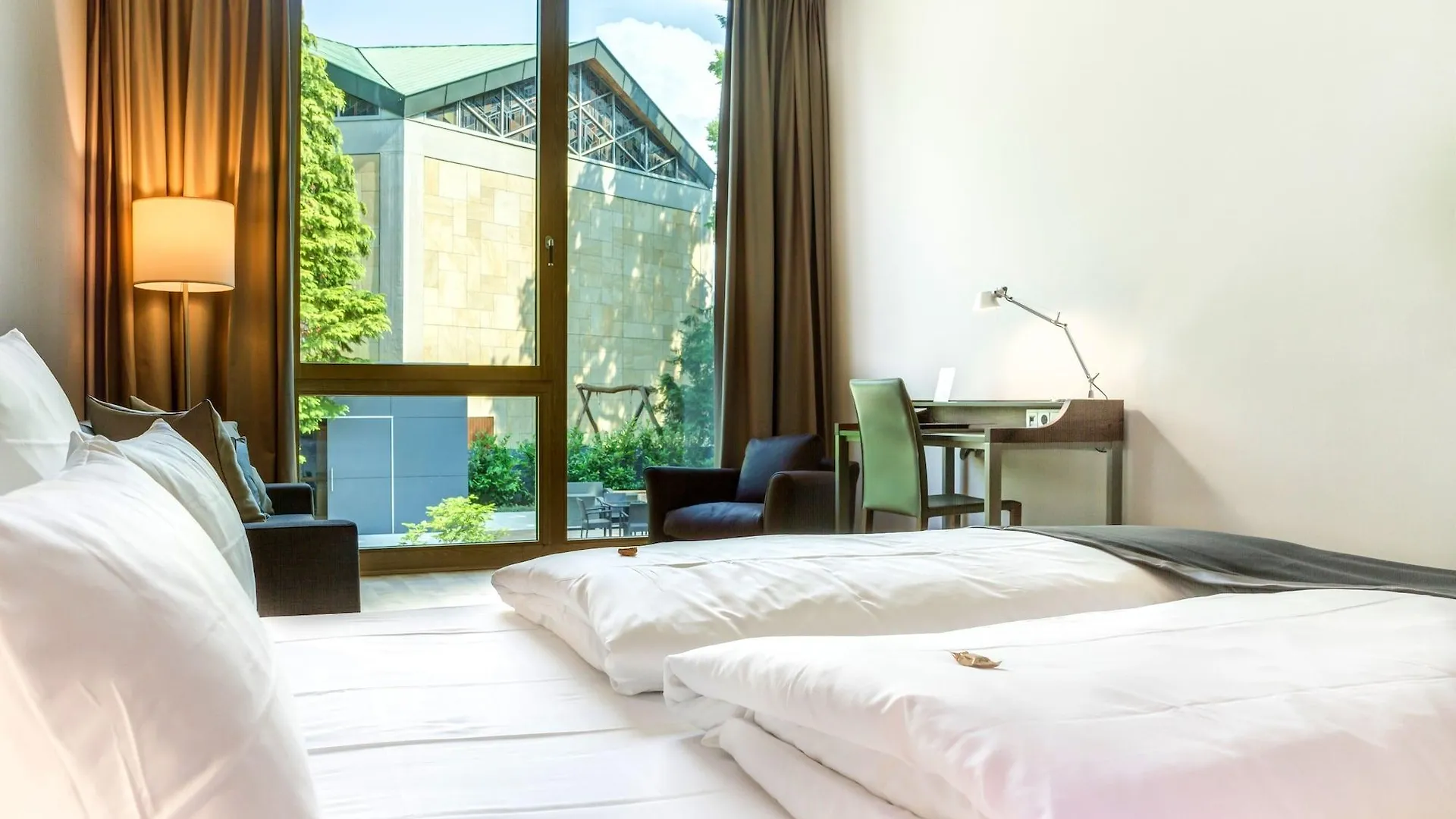 Qube Hotel Bergheim Heidelberg 4*,