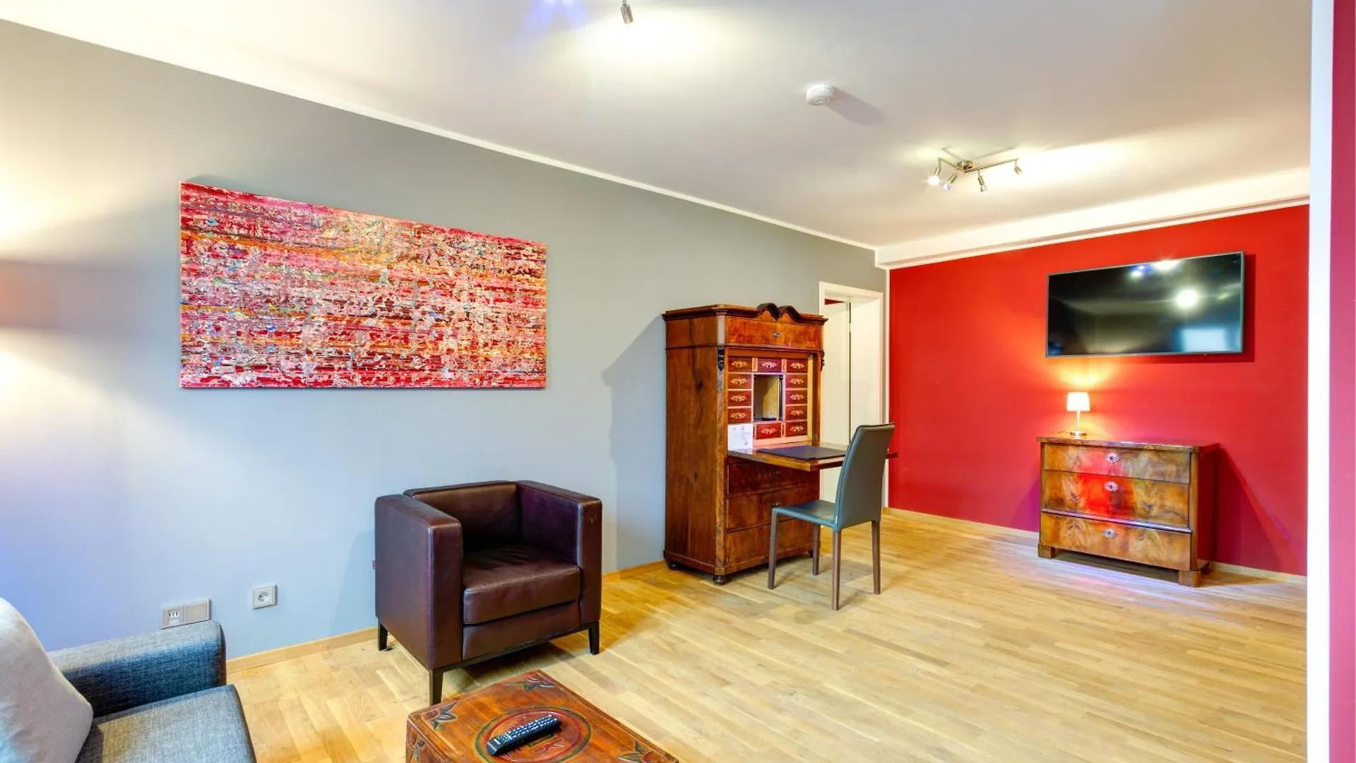 Qube Hotel Bergheim 하이델베르크